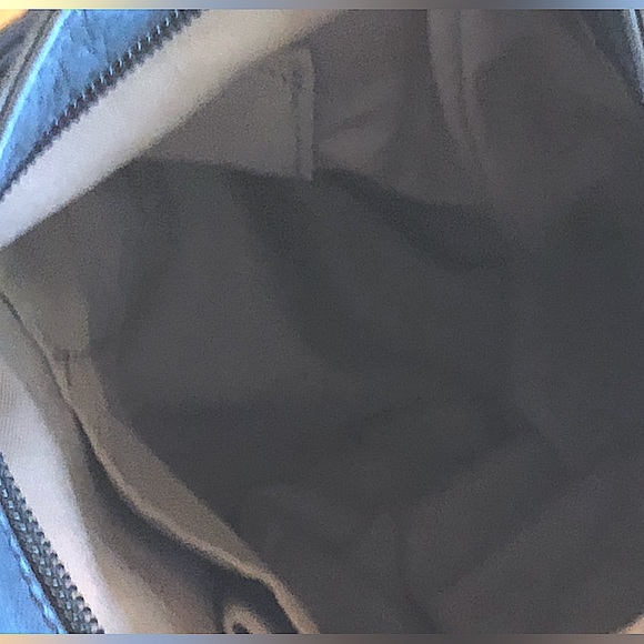 Margot N.Y. Black Leather Heritage Front Pocket Crossbody, Zip Close - Picture 7 of 12